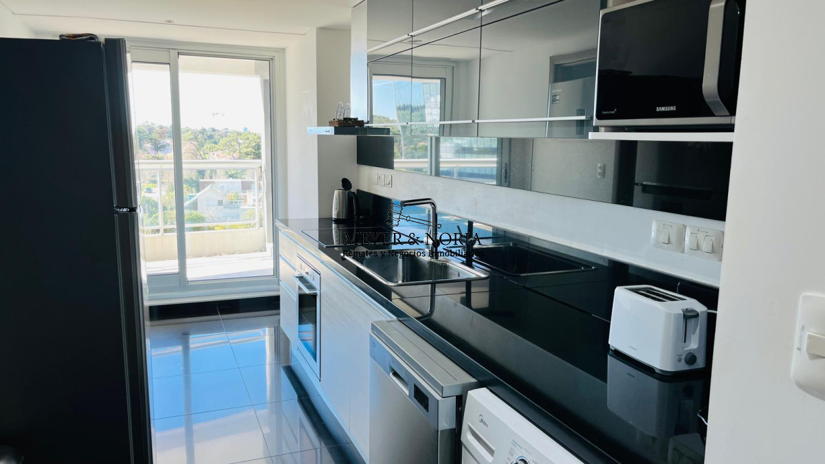Apartamento ID.81 - Apto a pasos del mar, 2 dorm + dep, parrillero