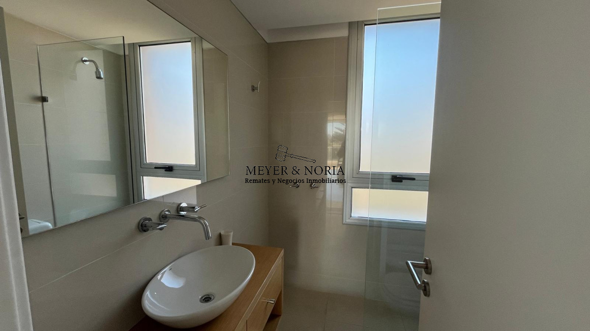 Apartamento ID.48 - Apto de 3 dormitorios, con parrillero propio - Playa Brava