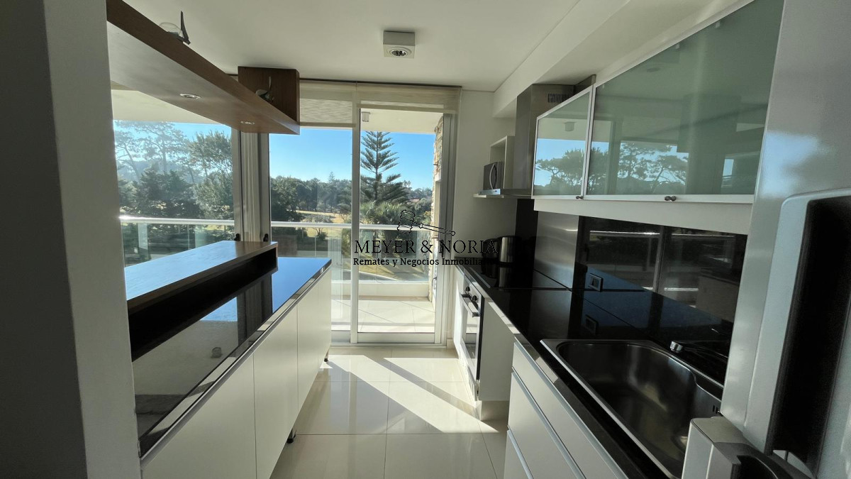 Apartamento ID.48 - Apto de 3 dormitorios, con parrillero propio - Playa Brava
