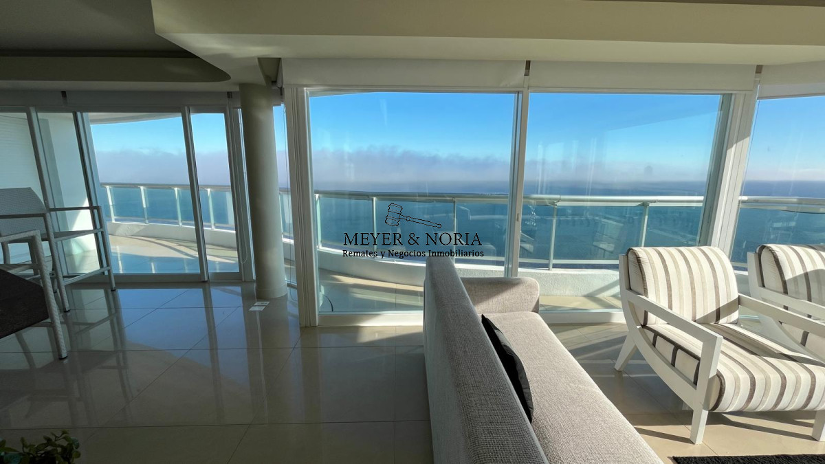 Apartamento ID.62 - Duplex con inmejorable vista, barbacoa y piscina propia, 3 suite mas dep y baño de servicio