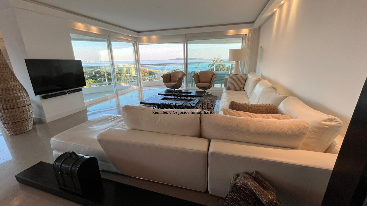 Apartamento ID.55 - Apto en Aquarela 4 dormitorios, vista al mar y todos los servicios 