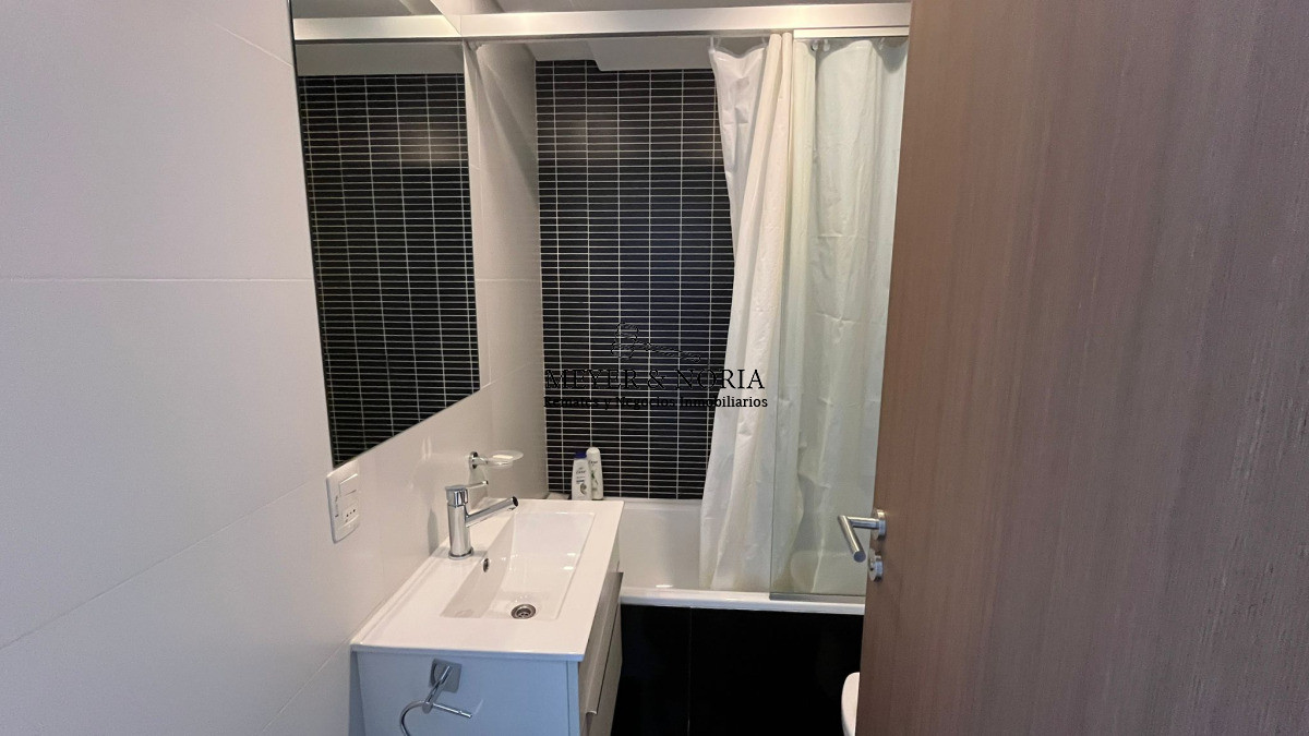 Apartamento ID.85 - Apto en Playa Brava alquiler temp 2026, 3 dorm, mas dependencia y todos los servicios