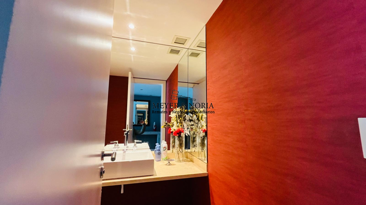 Apartamento ID.63 - Alquiler Aquarela, esquinero a Punta Ballena, 3 suites mas dependencia y baño de servicio