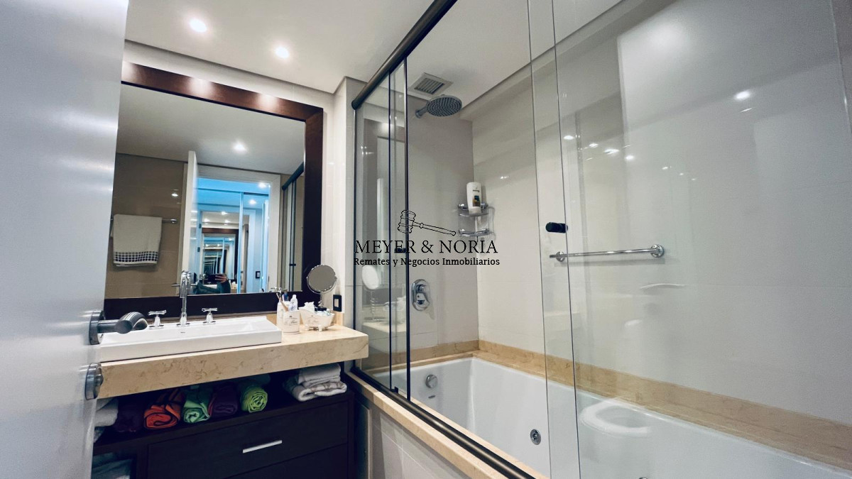 Apartamento ID.61 - Venta Aquarela, 2 dorm en suite, más dependencia y todos los servicios 