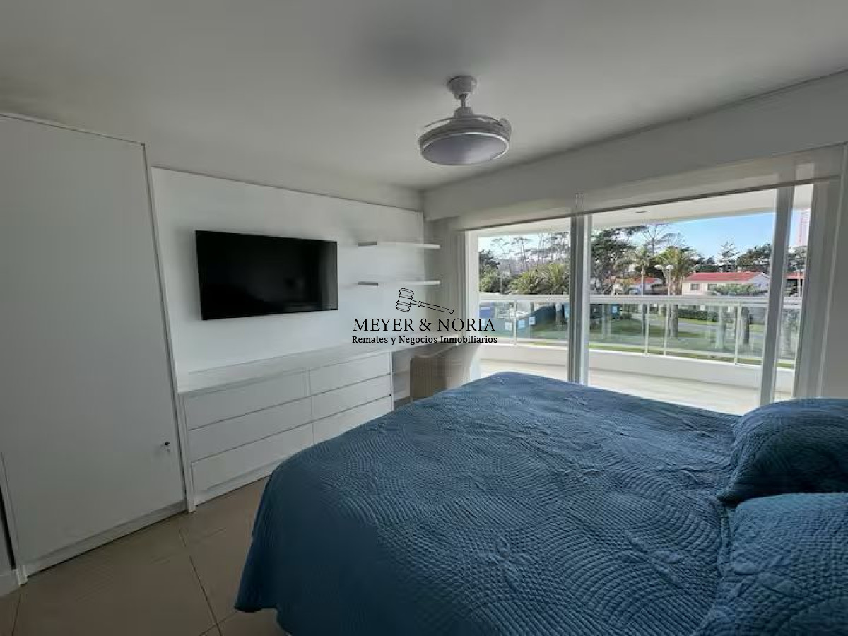 Apartamento ID.2 - Apto en torre de alta gama, 2 suites dep, TEMP 2026 - Playa Mansa
