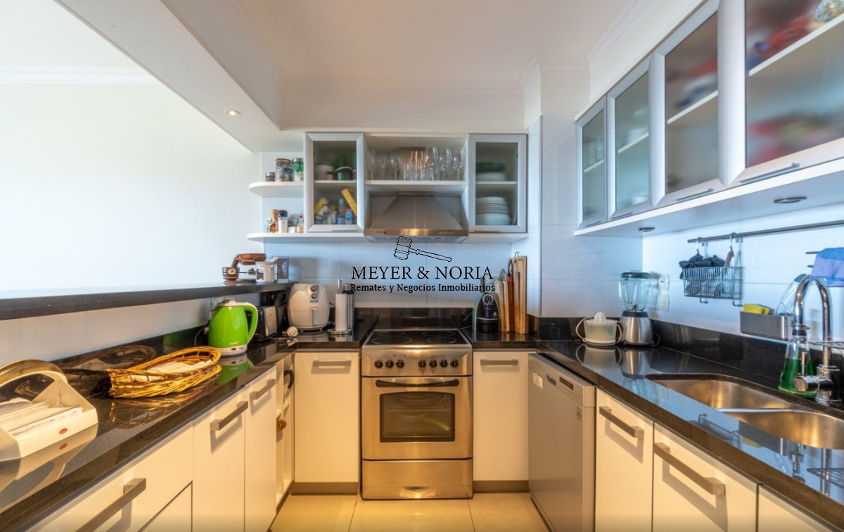 Apartamento ID.86 - ¡Frente al mar! parillero propio, 2 suites y todos los servicios, playa mansa 