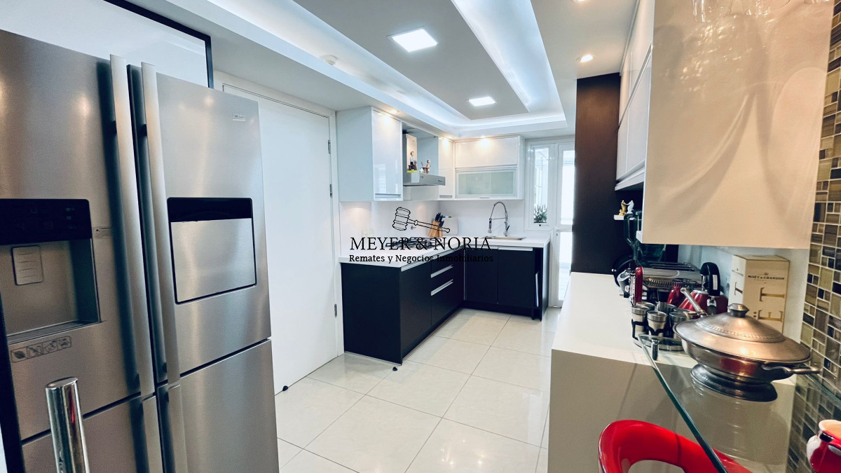 Apartamento ID.61 - Venta Aquarela, 2 dorm en suite, más dependencia y todos los servicios 