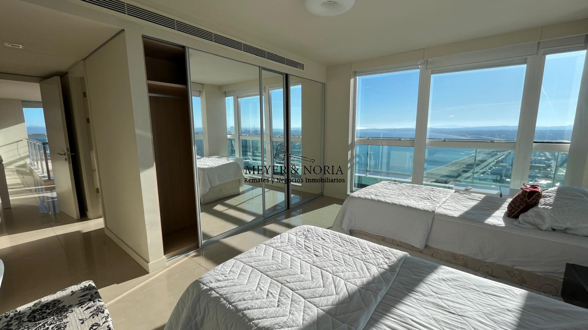 Apartamento ID.62 - Duplex con inmejorable vista, barbacoa y piscina propia, 3 suite mas dep y baño de servicio