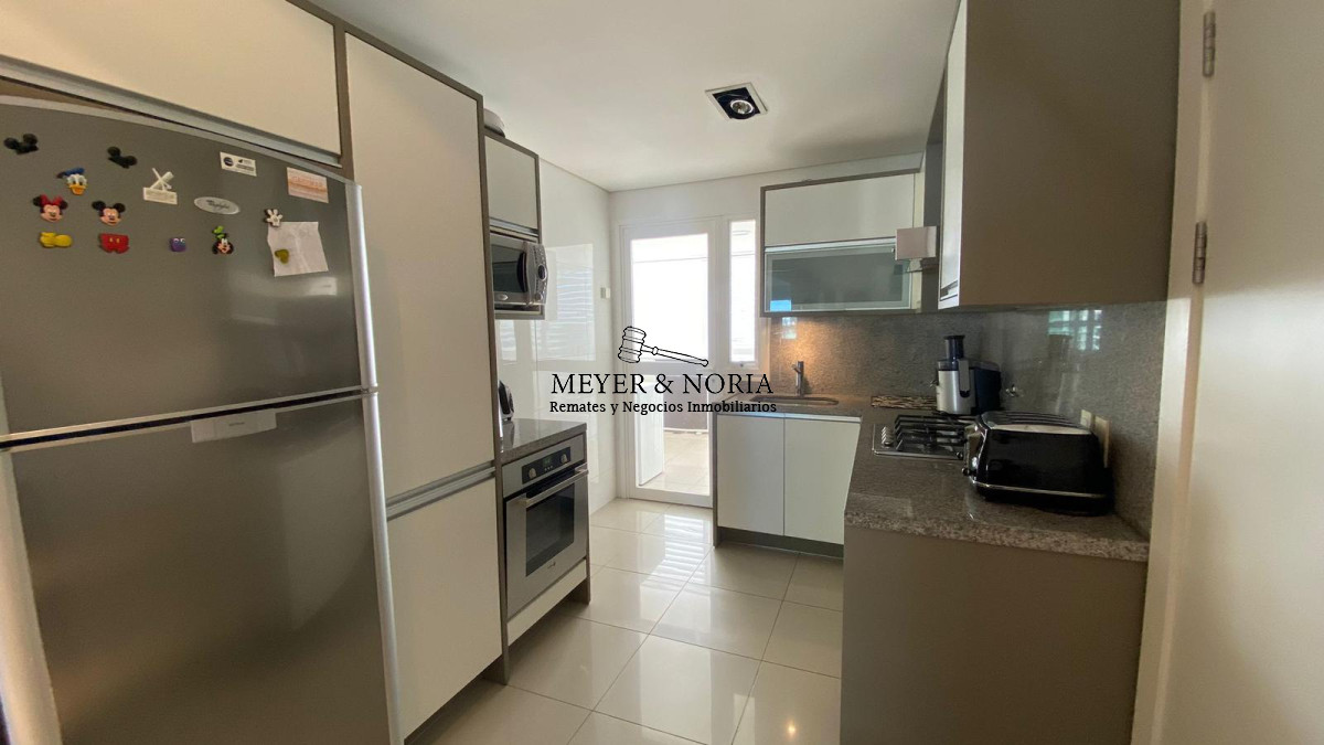 Apartamento ID.14 - Torre de alta gama, vista al mar, 2 dorm mas servicio- Playa Mansa