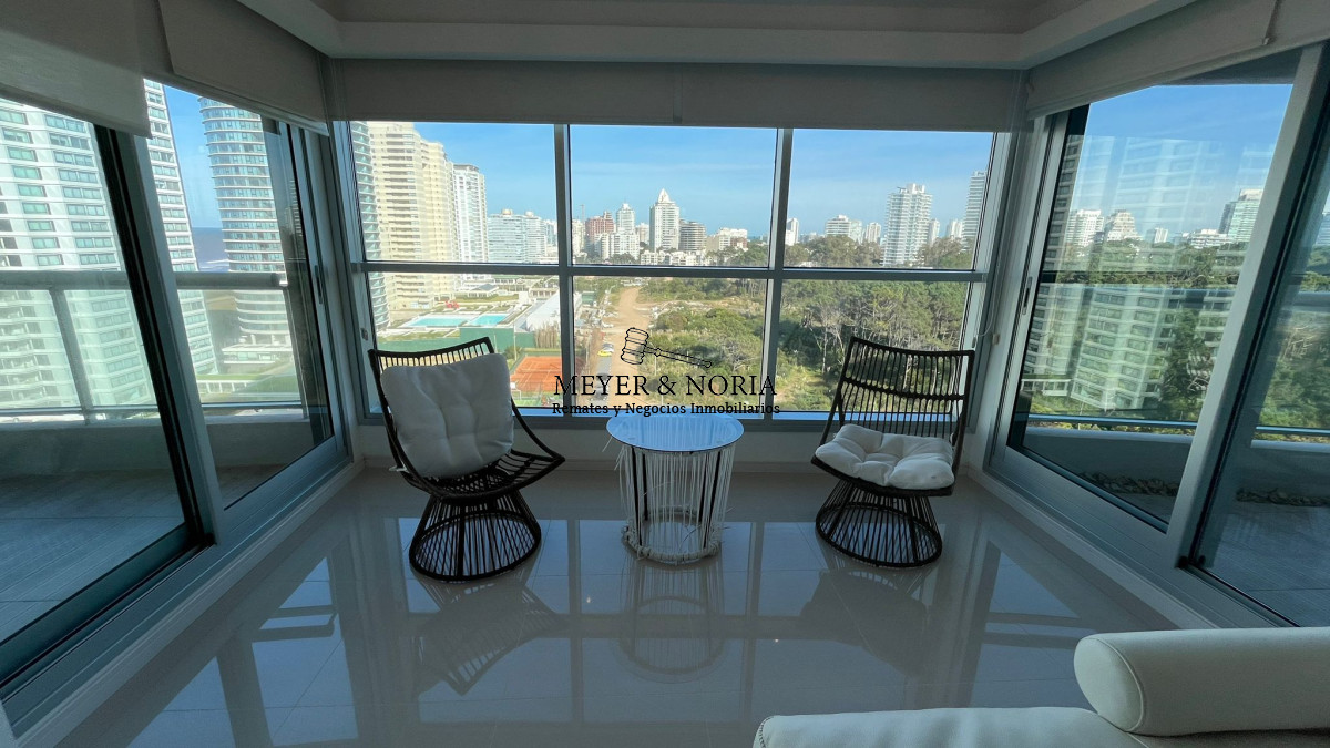 Apartamento ID.28 - Apto de 2 dormitorios mas dependencia y parrillero propio!