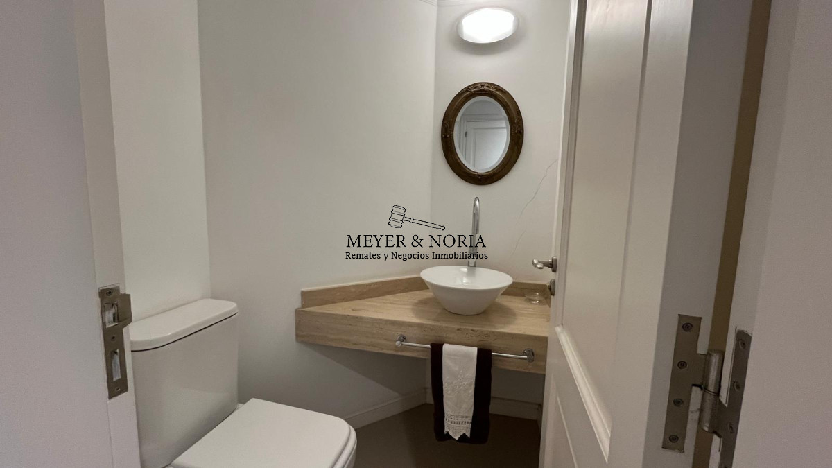 Apartamento ID.68 - Apto en playa Mansa de 3 suites, parrillero propio y todos los servicios