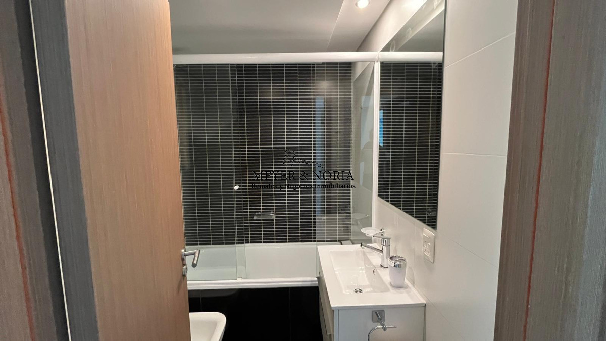 Apartamento ID.84 - Piso alto, parrillero propio, 3 dorm más dep, todos los servicios, Playa Brava pda 10