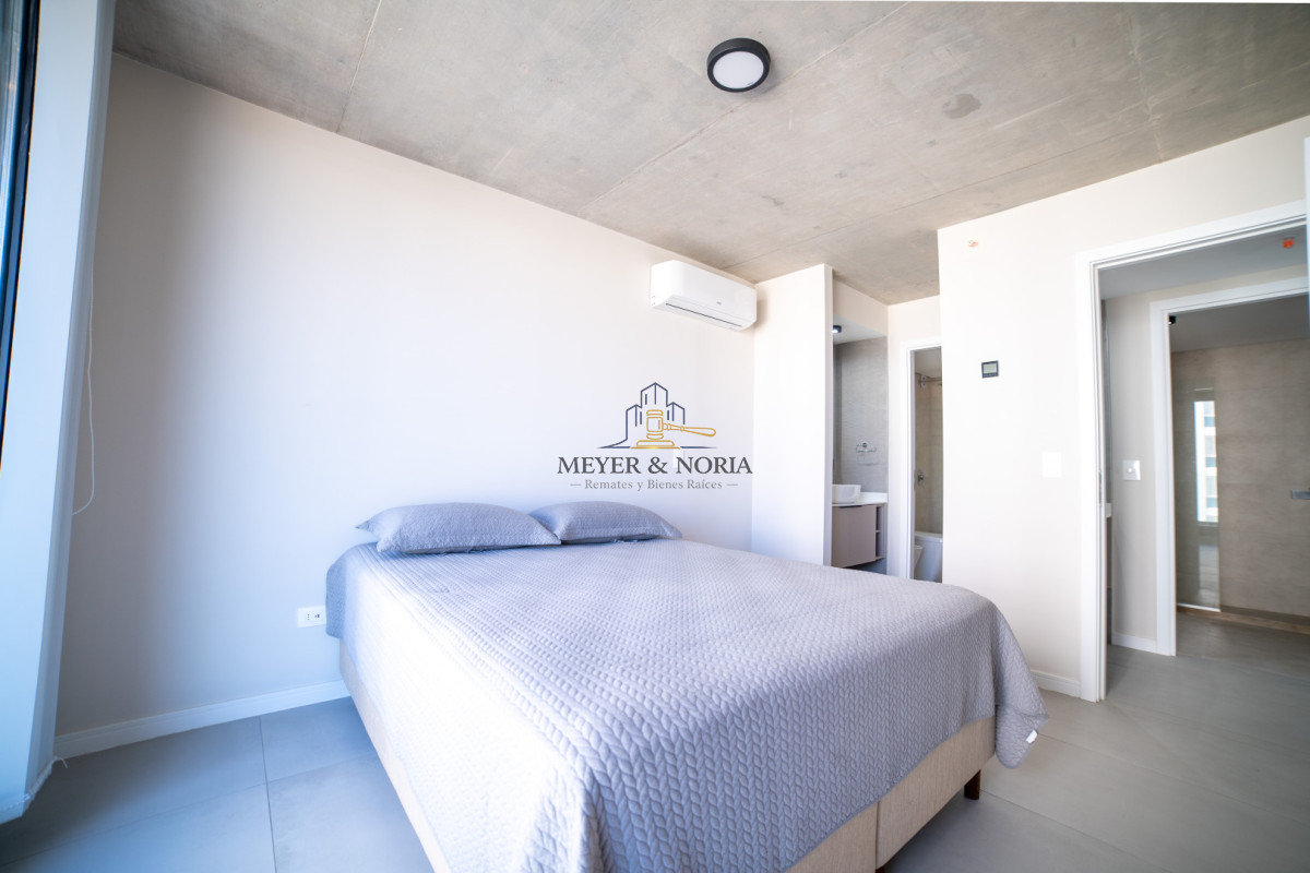 Apartamento ID.126 - Apartamento de 2 dormitorios con vista al mar, Punta del Este Playa Brava