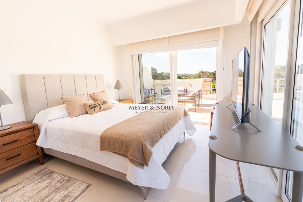 Apartamento ID.214 - Venta de Apartamento 4 DORMITORIOS con vista al mar