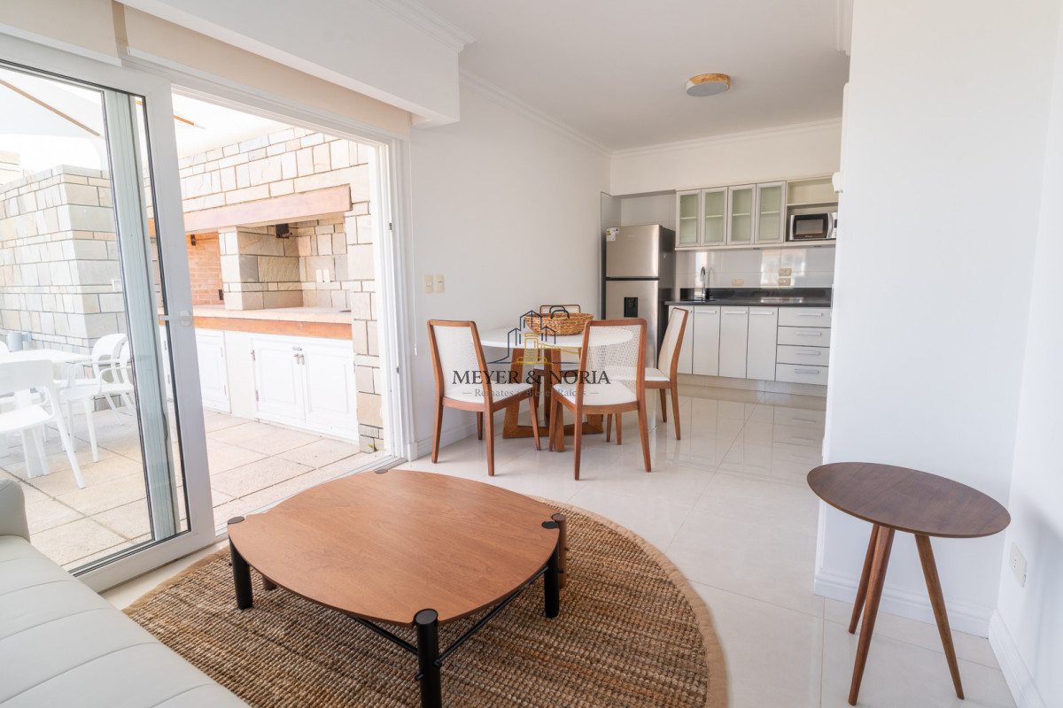 Apartamento ID.214 - Venta de Apartamento 4 DORMITORIOS con vista al mar