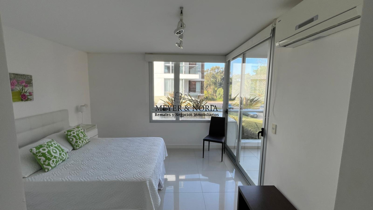 Apartamento ID.53 - Apto en venta de 2 dorm con parrillero propio en Playa Brava