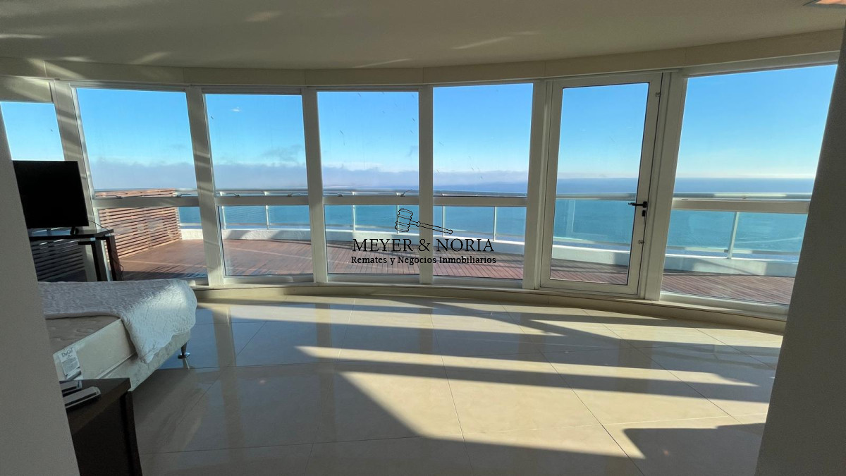Apartamento ID.62 - Duplex con inmejorable vista, barbacoa y piscina propia, 3 suite mas dep y baño de servicio