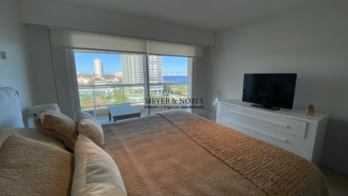 Apartamento ID.14 - Torre de alta gama, vista al mar, 2 dorm mas servicio- Playa Mansa
