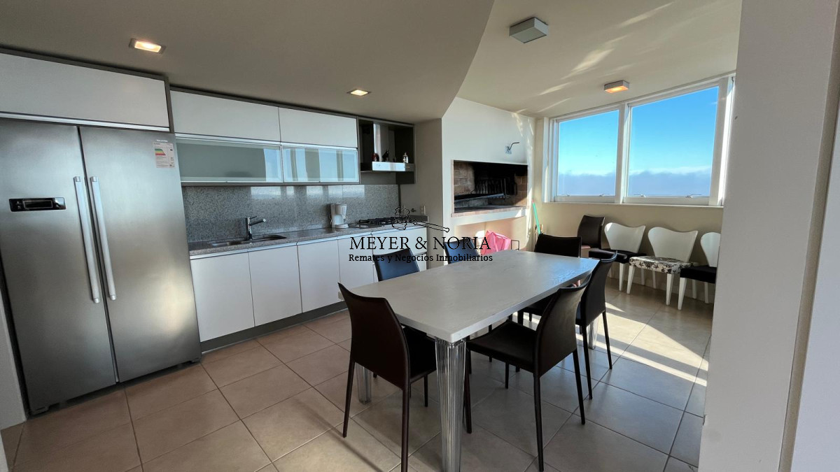 Apartamento ID.62 - Duplex con inmejorable vista, barbacoa y piscina propia, 3 suite mas dep y baño de servicio