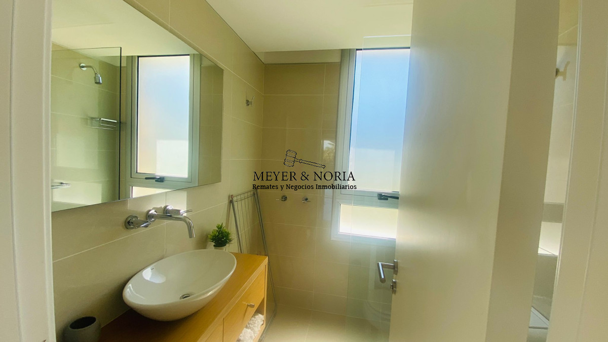 Apartamento ID.47 - Apto en venta de 3 dormitorios, con parrillero propio - Playa Brava
