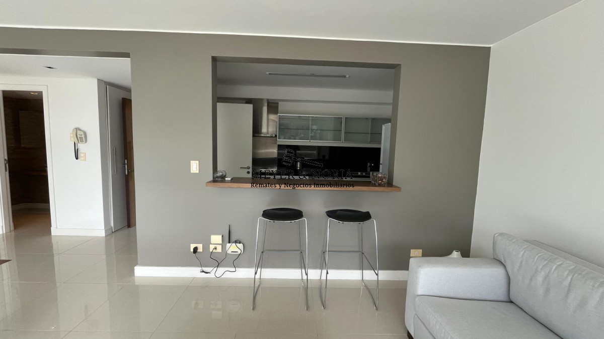 Apartamento ID.52 - Apto en venta en la Brava de un dorm en suite, con barbacoa y servicios 