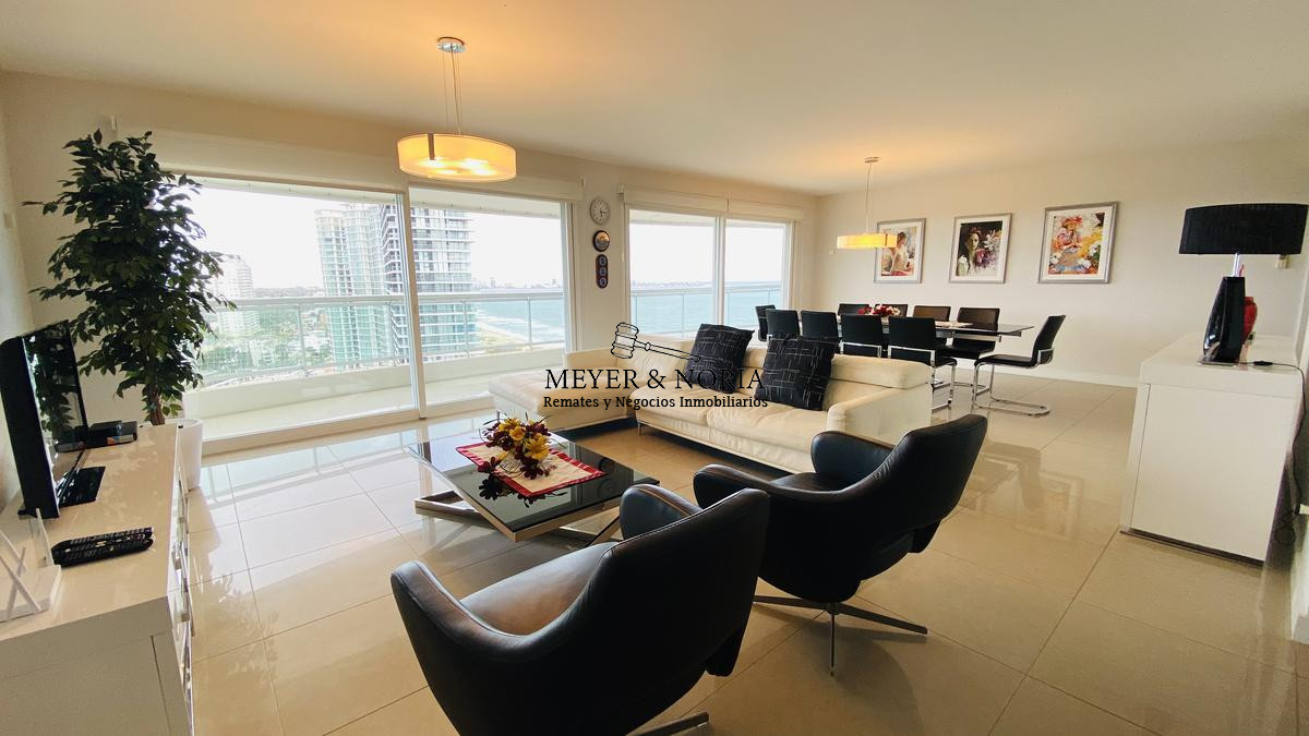 Apartamento ID.18 - Excelente unidad de 4 suites más dependencia!