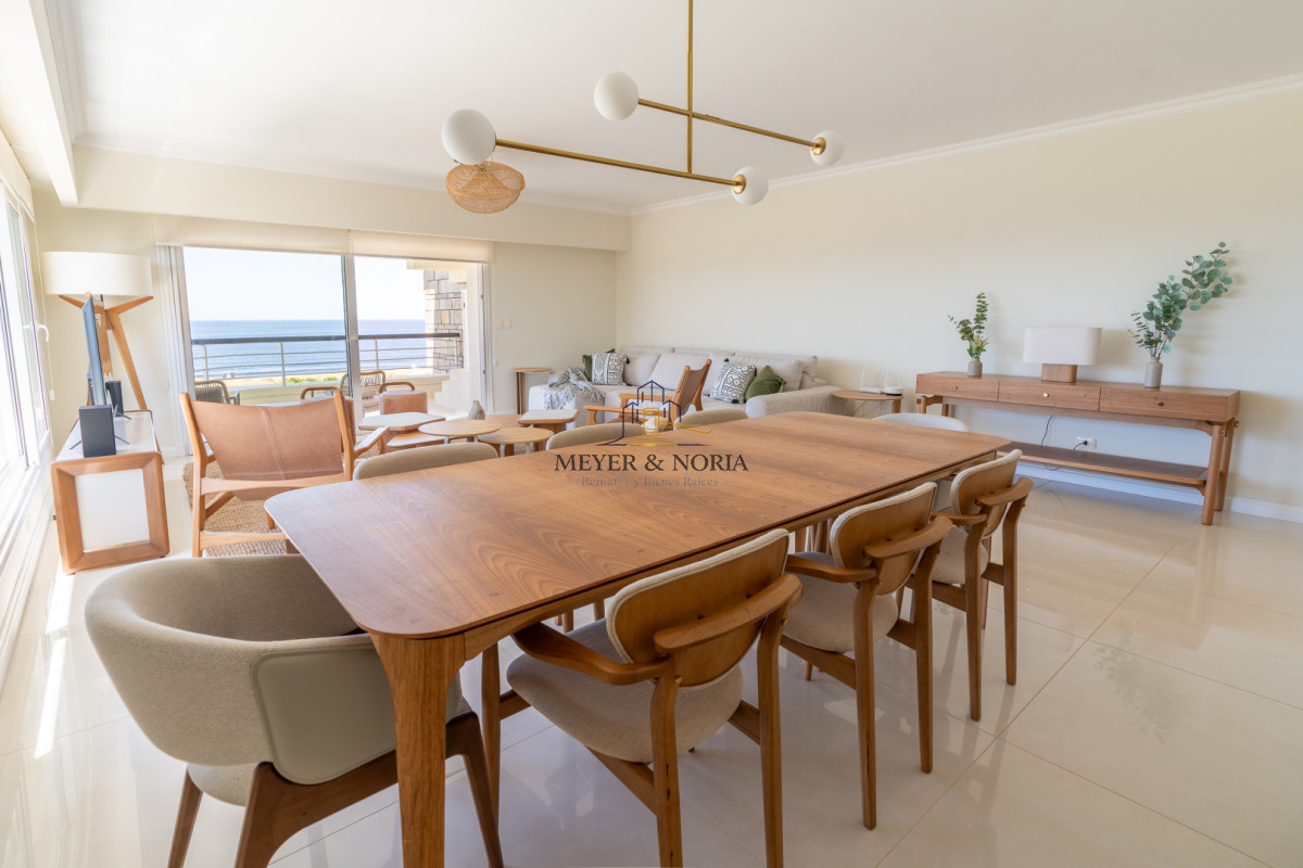 Apartamento ID.214 - Venta de Apartamento 4 DORMITORIOS con vista al mar