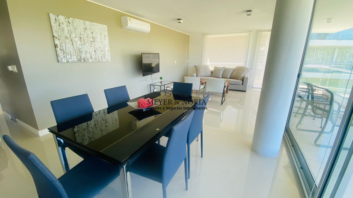 Apartamento ID.47 - Apto en venta de 3 dormitorios, con parrillero propio - Playa Brava