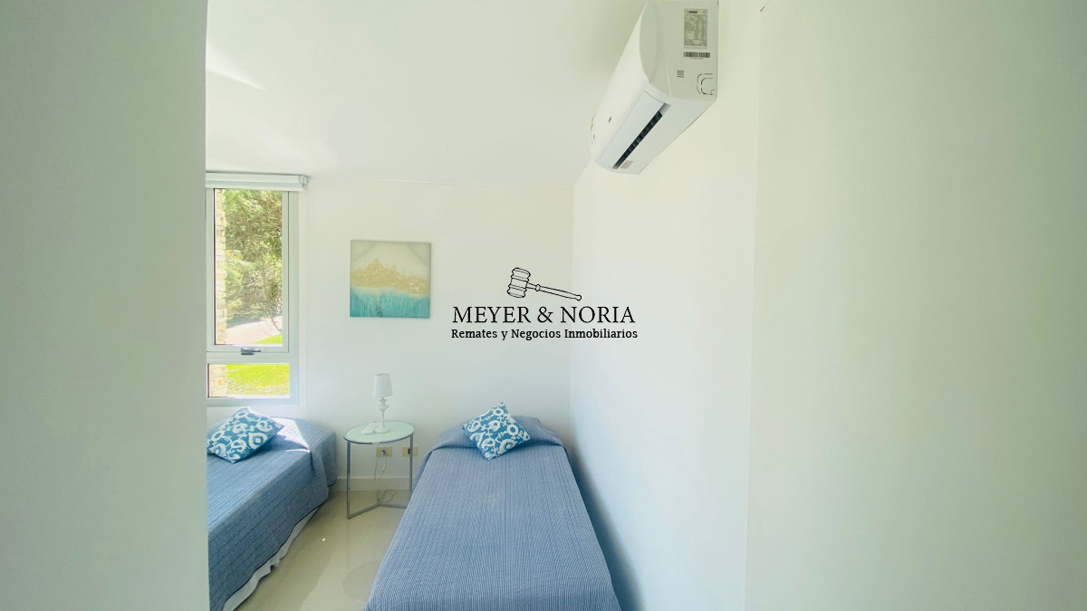 Apartamento ID.47 - Apto en venta de 3 dormitorios, con parrillero propio - Playa Brava