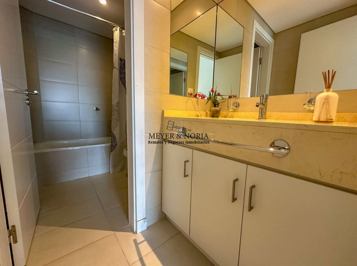 Apartamento ID.3 - Apto 3 dormitorios, vista a la Brava, edificio con servicios