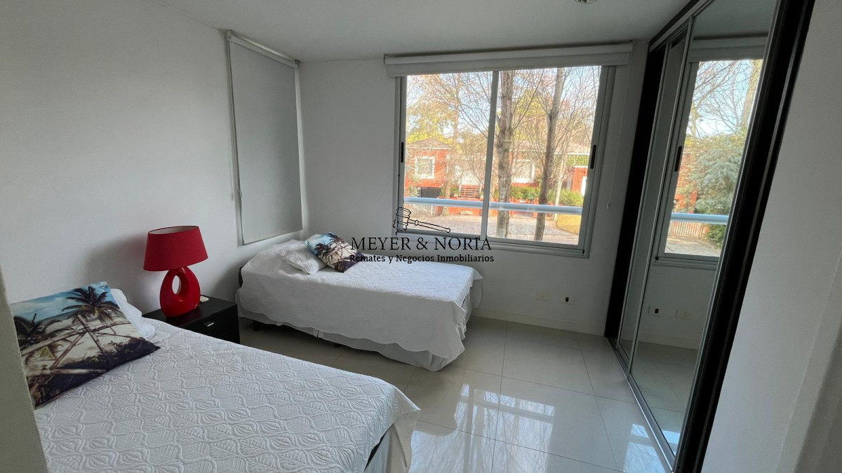 Apartamento ID.53 - Apto en venta de 2 dorm con parrillero propio en Playa Brava