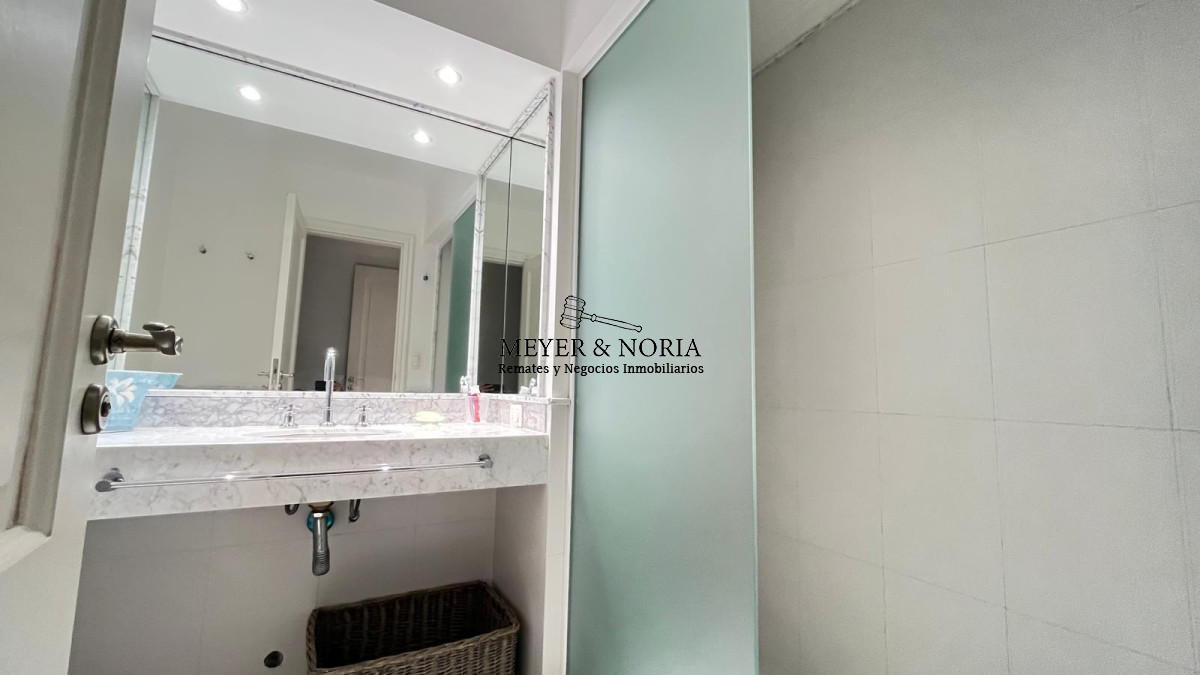 Apartamento ID.68 - Apto en playa Mansa de 3 suites, parrillero propio y todos los servicios