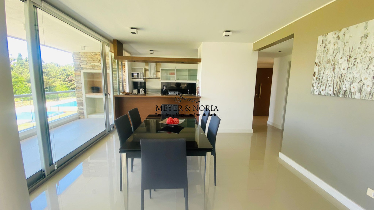 Apartamento ID.47 - Apto en venta de 3 dormitorios, con parrillero propio - Playa Brava