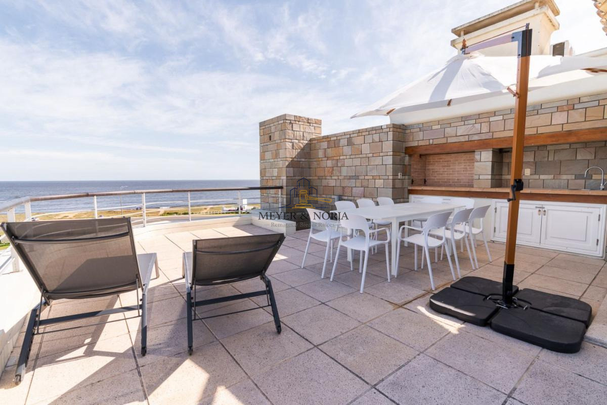 Apartamento ID.214 - Venta de Apartamento 4 DORMITORIOS con vista al mar