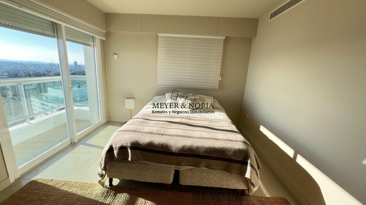 Apartamento ID.57 - Penthouse de 4 suites mas dependencia y todos los servicios