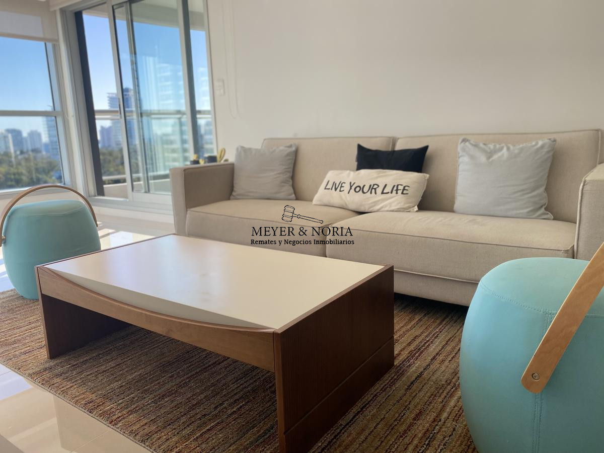 Apartamento ID.8 - Departamento, 2 dormitorios dep, con parrillero y servicios- Playa Brava