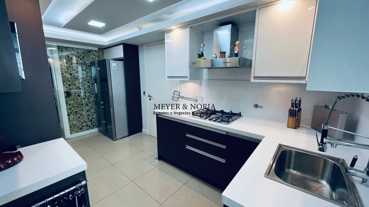 Apartamento ID.61 - Venta Aquarela, 2 dorm en suite, más dependencia y todos los servicios 
