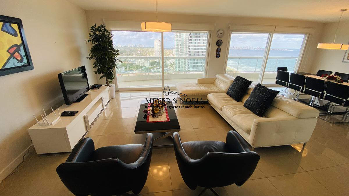 Apartamento ID.18 - Excelente unidad de 4 suites más dependencia!
