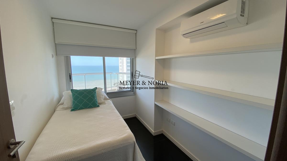 Apartamento ID.13 - Piso alto, parrillero propio, 3 dorm más dep,, Playa Brava pda 10