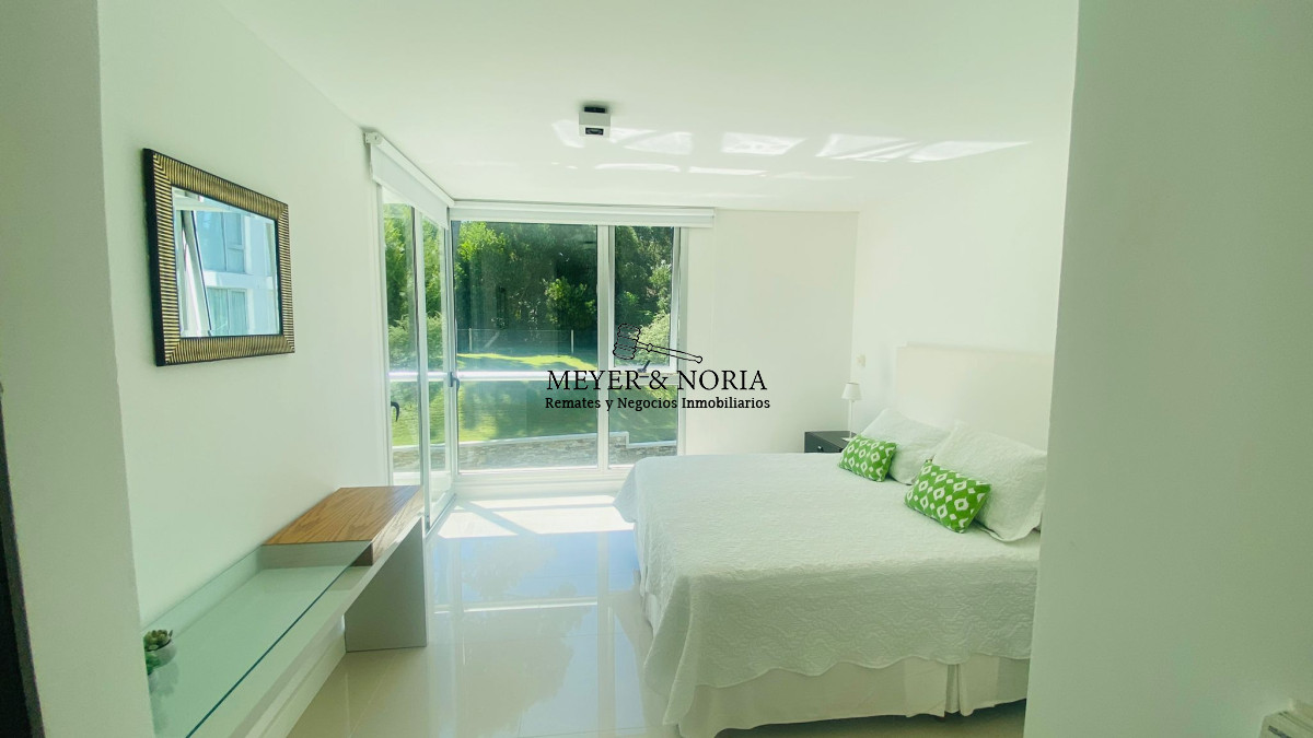Apartamento ID.47 - Apto en venta de 3 dormitorios, con parrillero propio - Playa Brava