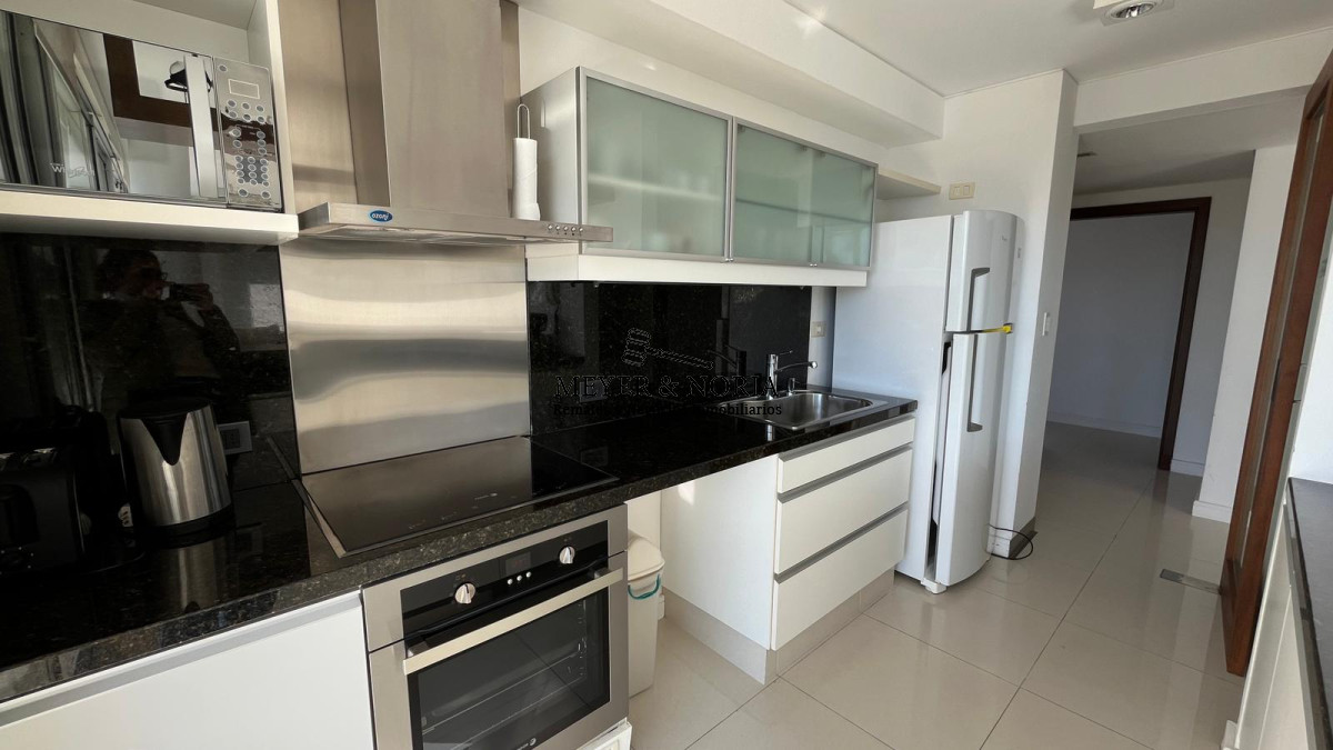 Apartamento ID.48 - Apto de 3 dormitorios, con parrillero propio - Playa Brava