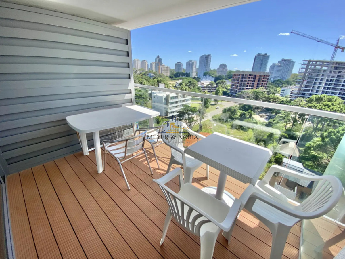 Apartamento ID.226 - Apto de dos dormitorios a pocos mtrs del mar con servicios