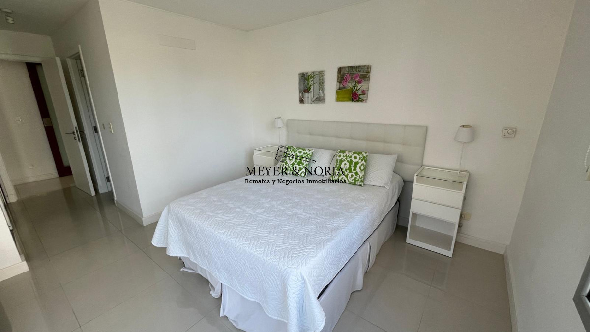 Apartamento ID.53 - Apto en venta de 2 dorm con parrillero propio en Playa Brava