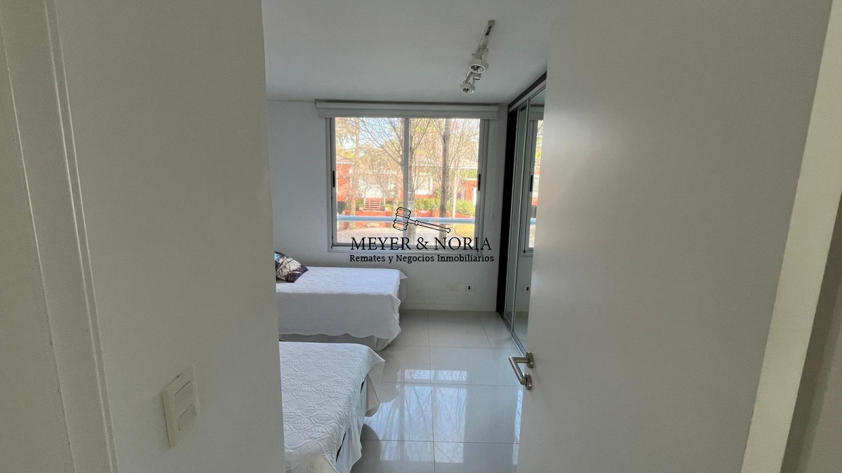 Apartamento ID.53 - Apto en venta de 2 dorm con parrillero propio en Playa Brava
