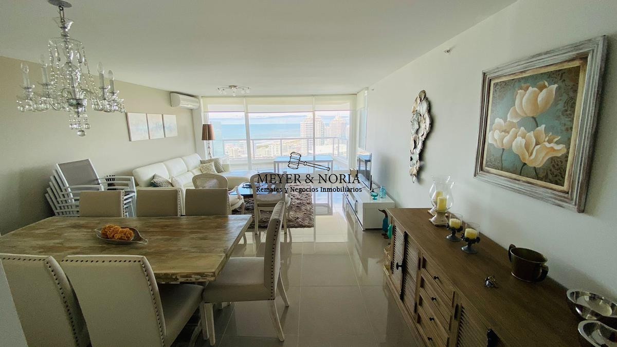 Apartamento ID.12 - One I, piso alto, vista, 3 suite, edificio con servicios