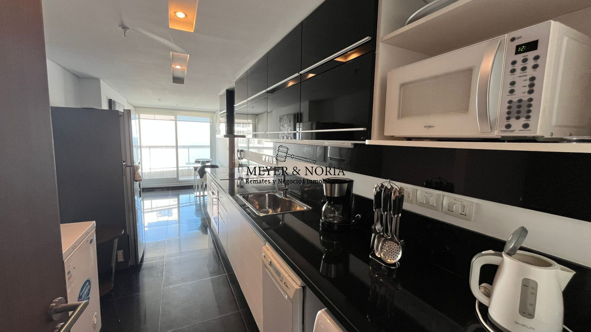 Apartamento ID.84 - Piso alto, parrillero propio, 3 dorm más dep, todos los servicios, Playa Brava pda 10