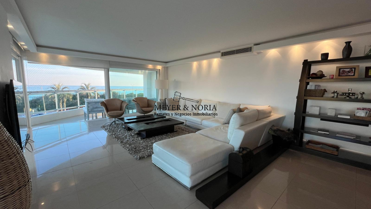 Apartamento ID.55 - Apto en Aquarela 4 dormitorios, vista al mar y todos los servicios 