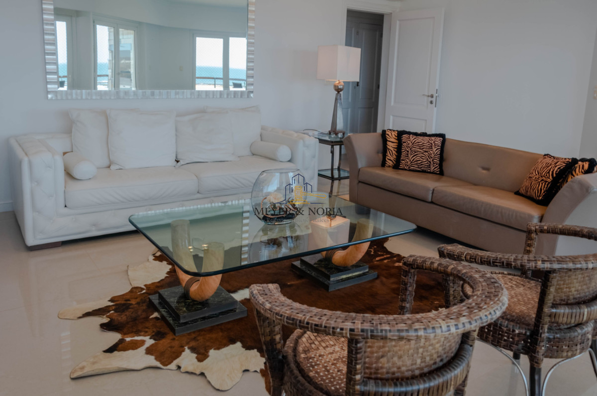 Apartamento ID.209 - Veramansa, vista al mar, 3 dorm más dep, parrillero propio y todos los servicios