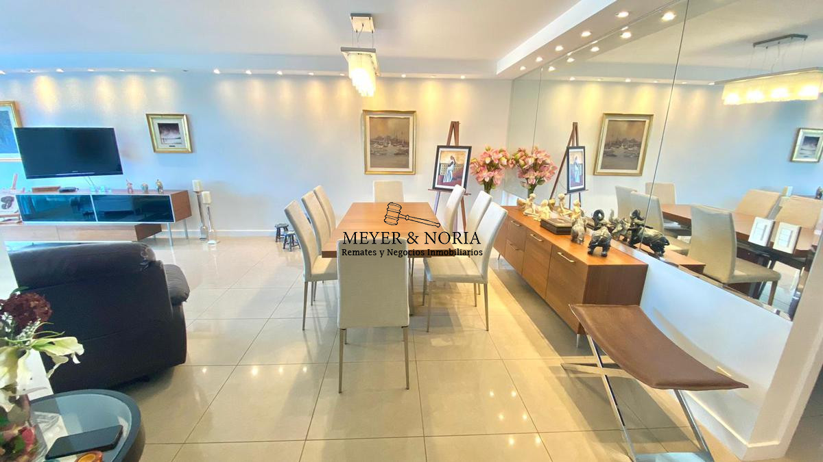 Apartamento ID.15 - Torre de alta gama, vista al mar, 2 dorm más servicio- Playa Mansa