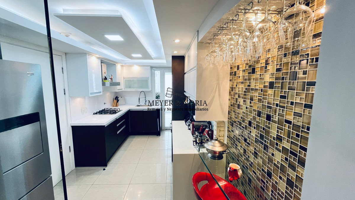 Apartamento ID.61 - Venta Aquarela, 2 dorm en suite, más dependencia y todos los servicios 